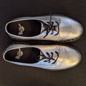 Dr. Marten silver oxford NEW size uk4/us6